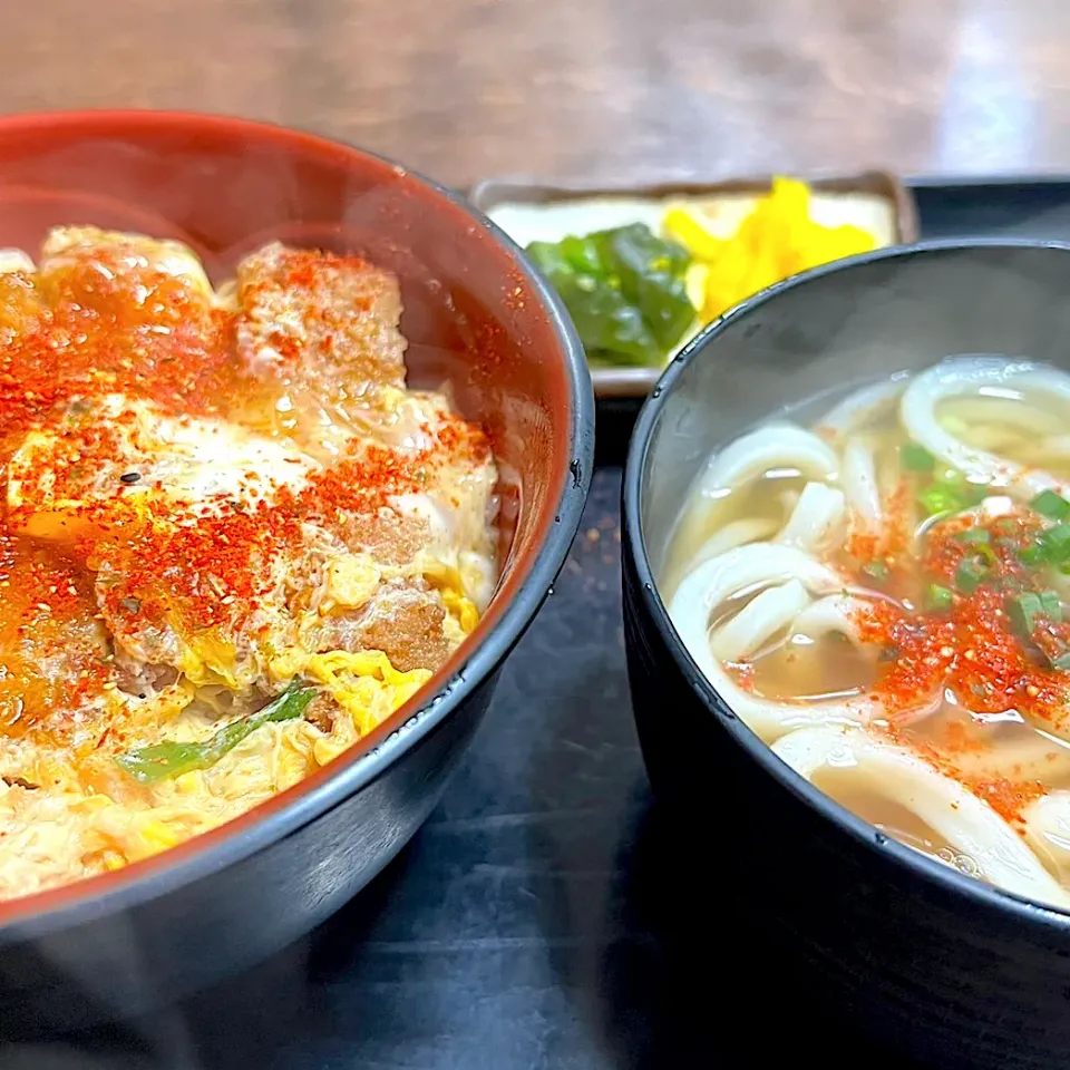 カツ丼うどんセット|Food is lifeさん