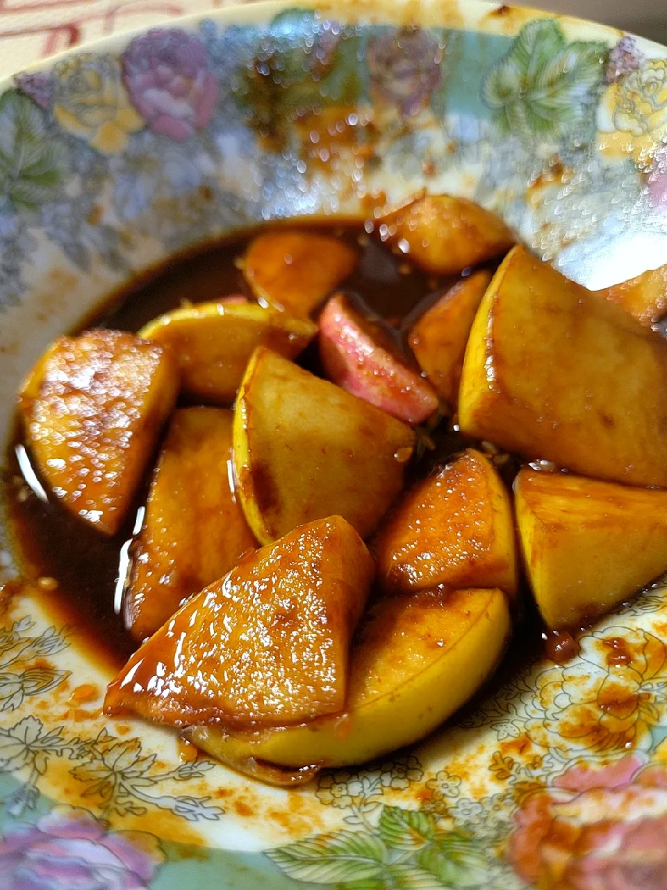 Rojak buah|Eryn Kuberdiriさん