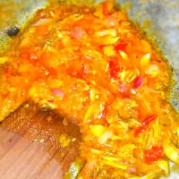 Snapdishの料理写真:Sambal tempoyak ikan bilis|Eryn Kuberdiriさん