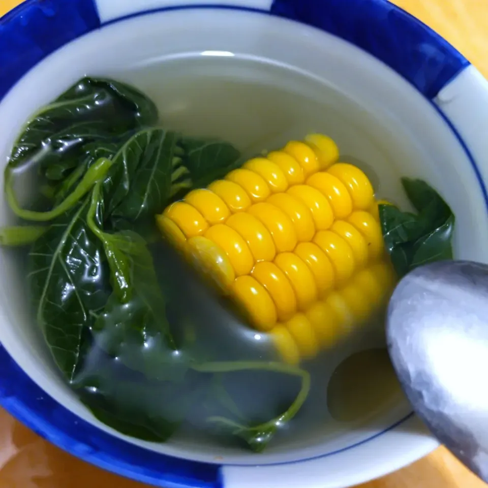 spinach + sweet corn|sarahさん