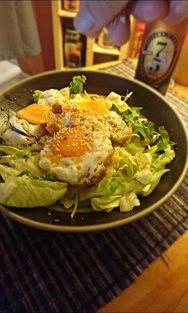 目玉焼きサラダ🍳🥗|ケンケンさん