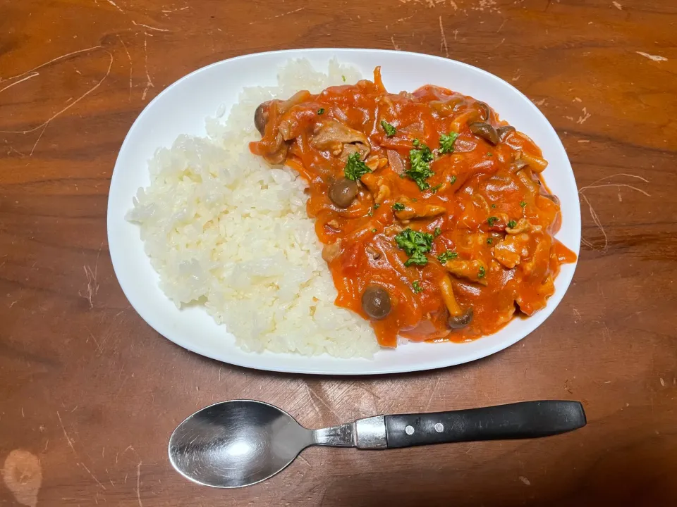 昨日の晩飯 ビーフストロガノフ|おーたたくとさん