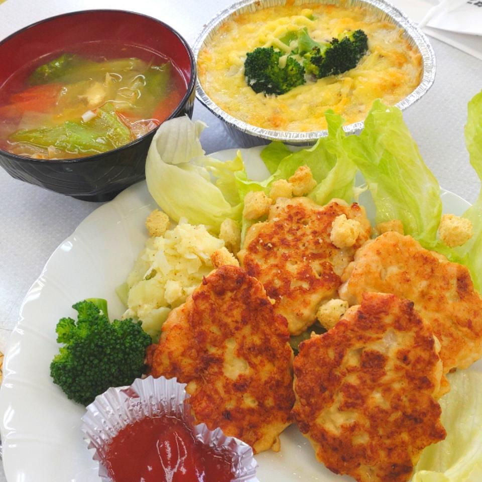 チキンナゲット & ポテトグラタン