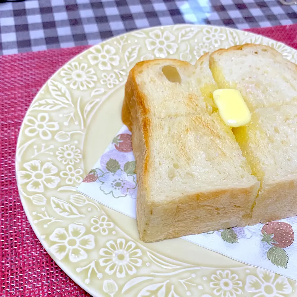 Snapdishの料理写真:🍞塩バタートースト🍞|AquaRikoさん