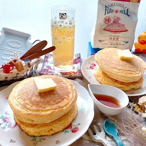 「特宝笠700g」を使ってみたSnapdishの料理・レシピ写真:憧れの分厚いふかふかホットケーキ🥞
〜 𝘱𝘢𝘯𝘤𝘢𝘬𝘦 〜
【増田製粉所『製菓用薄力小麦粉 特宝笠』使用】