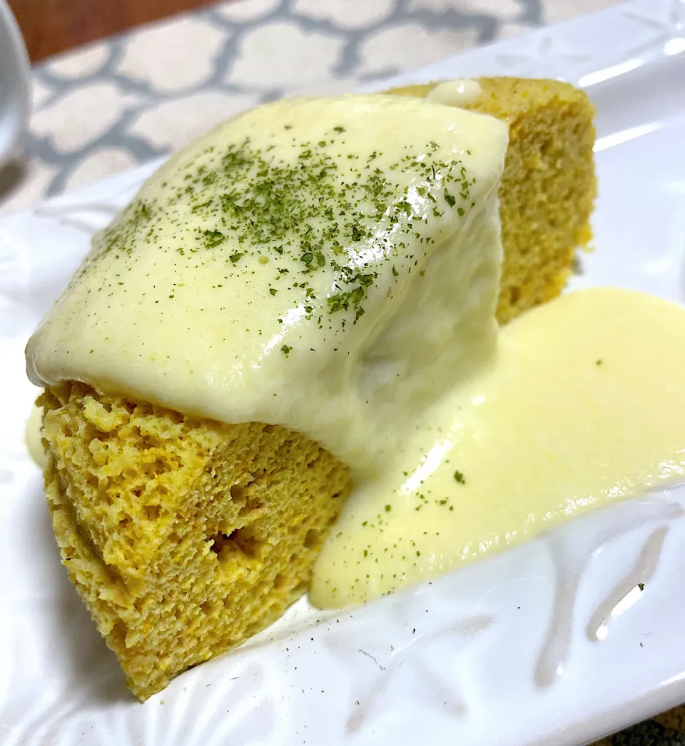 とろ〜りチーズのカレー風味おから蒸しパン|かなさん