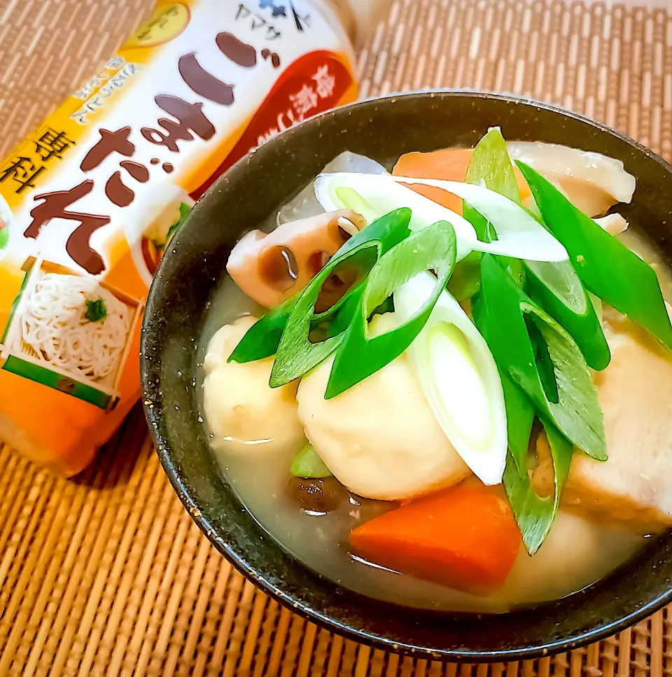 ほっこり💭こっくり😋ごま味噌仕立ての芋煮🍲|にゃんぺこさん