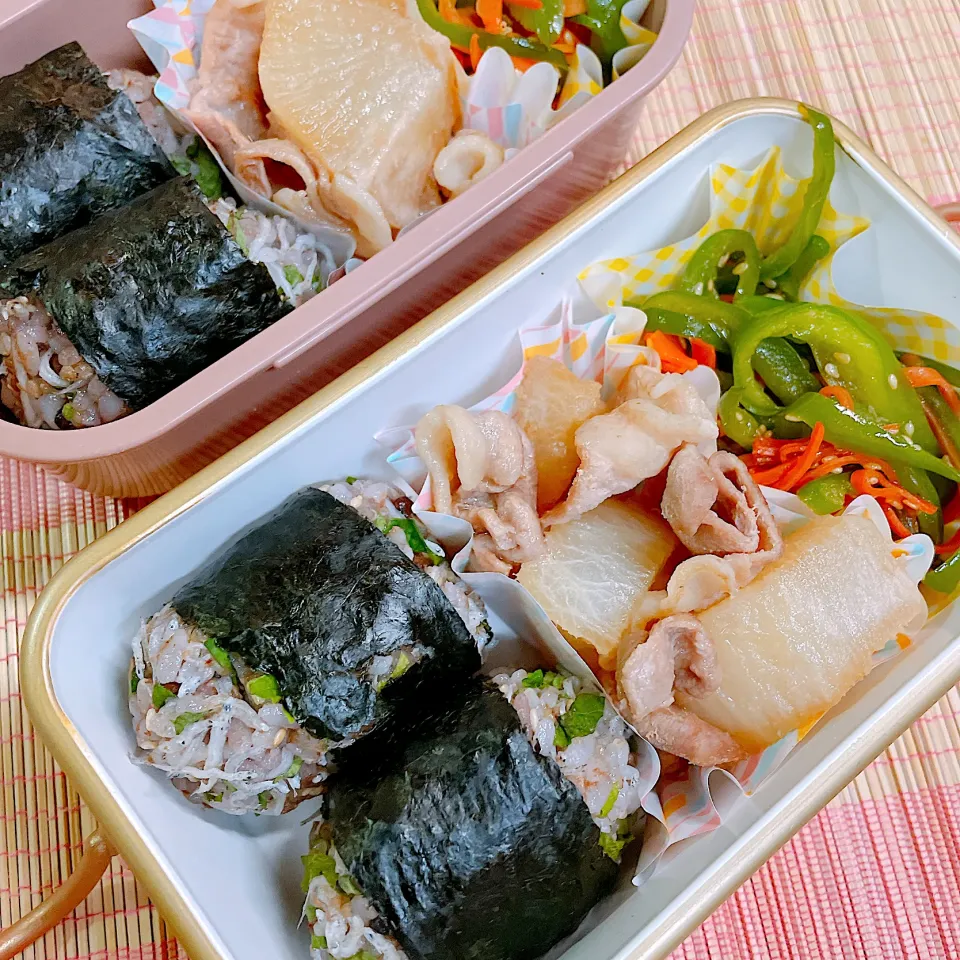 しらすと大葉のおにぎり♡豚肉と大根の煮物♡にんじんとピーマンのきんぴら♡|まゆかさん