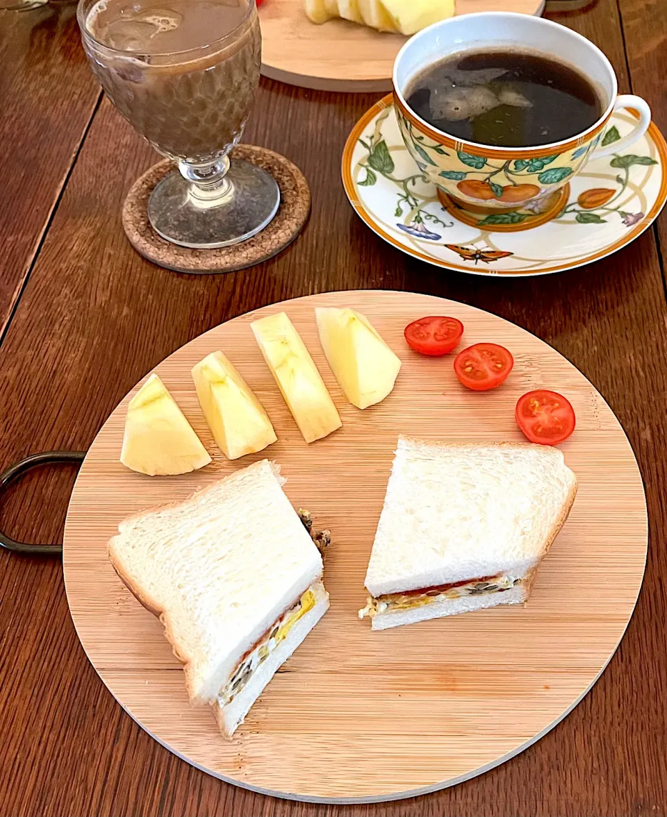 朝ごはん♯オムレツサンド♯食パン|小松菜さん