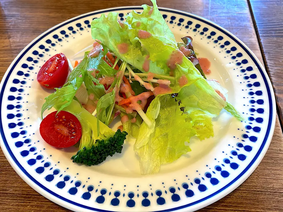 Snapdishの料理写真:つぐら舎　ハンバーグのランチ|hiroeさん