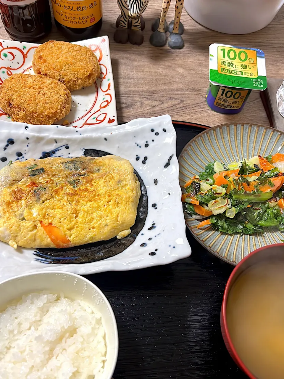 春菊と人参のだし巻き玉子とかき揚げ|くろさん