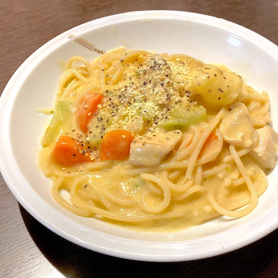 Snapdishの料理写真:クリームソースパスタ|Kouki Tanabeさん