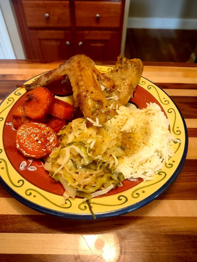 Turkey Wings, Gravy / Rice, Cabbage w/ onions & peppers, Candid Yams|Cooking with Angie K-town Wayさん