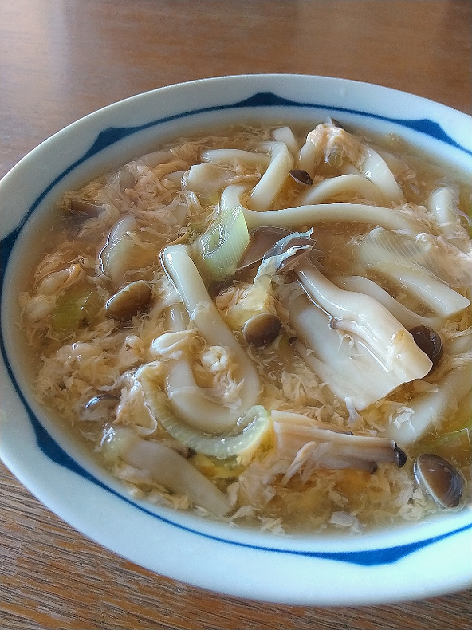 生姜たっぷり、ふわふわかきたまうどん