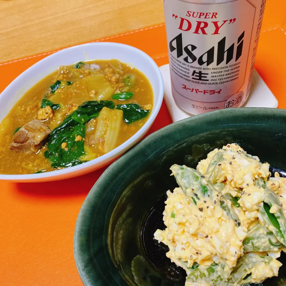 白菜とほうれん草のカレー🍛
スナップえんどうのタルタルサラダ|naoさん