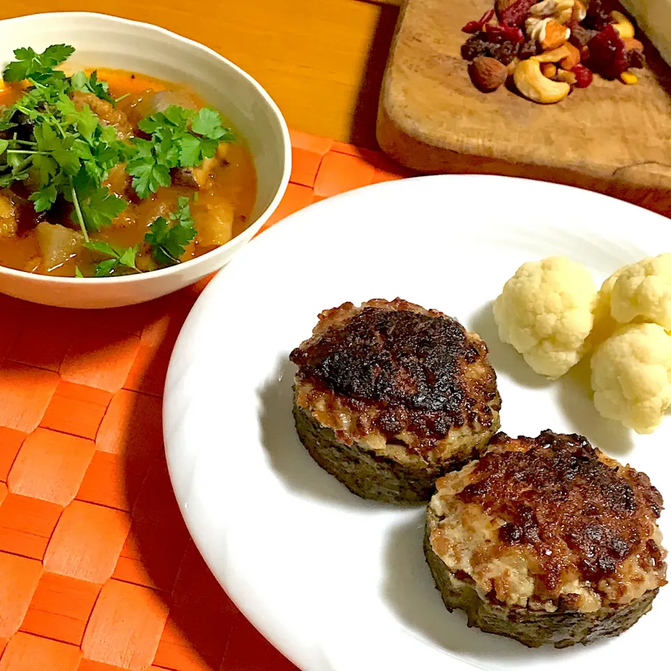 Snapdishの料理写真:太ごぼうの肉詰めの晩ごはん|ゼニコさん