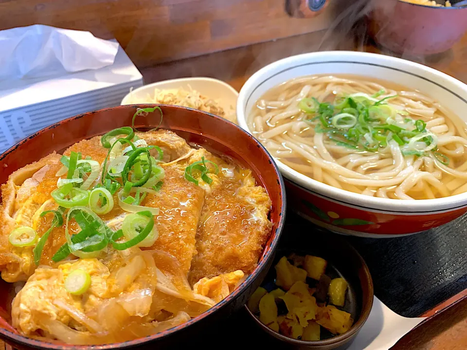 かつ丼セット|ぶりっとさん