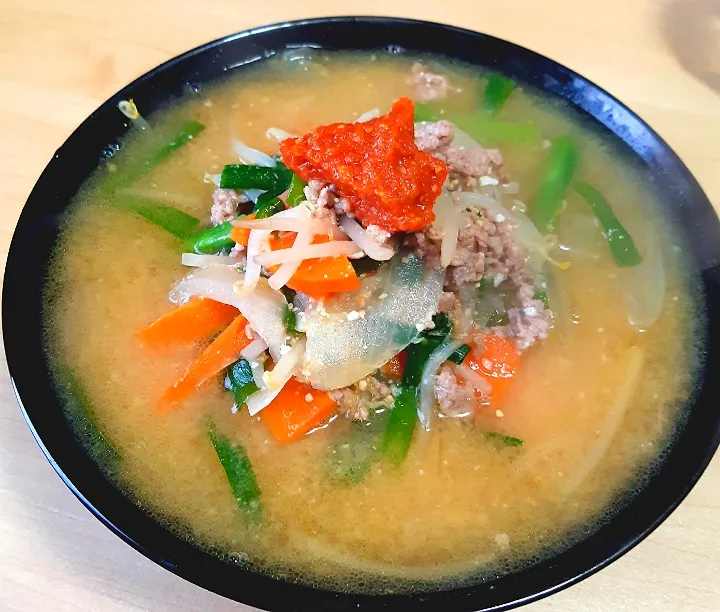 辛味噌野菜ラーメン🍜|☺にこまるキッチン🍴さん