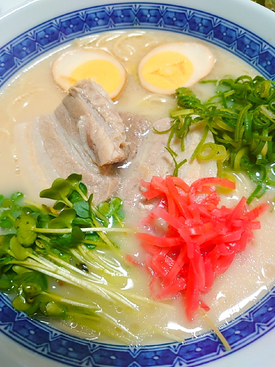 長浜豚骨ラーメン
