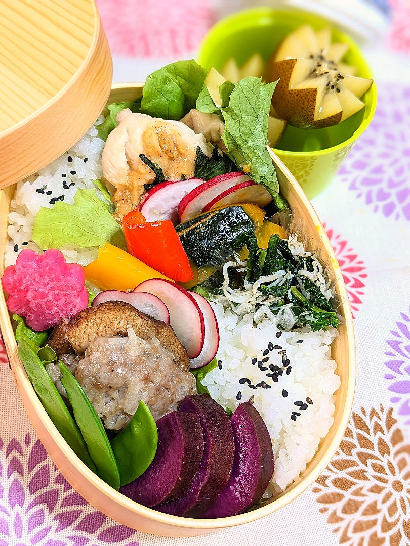 本日のお弁当〜coccoさんのお料理。
鶏味噌チーズ炒め、お弁当バージョン