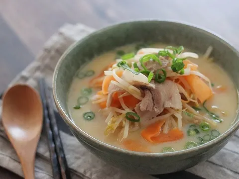 豆乳ともやしのとんこつラーメン風スープ|ヤマサ醤油公式アカウントさん