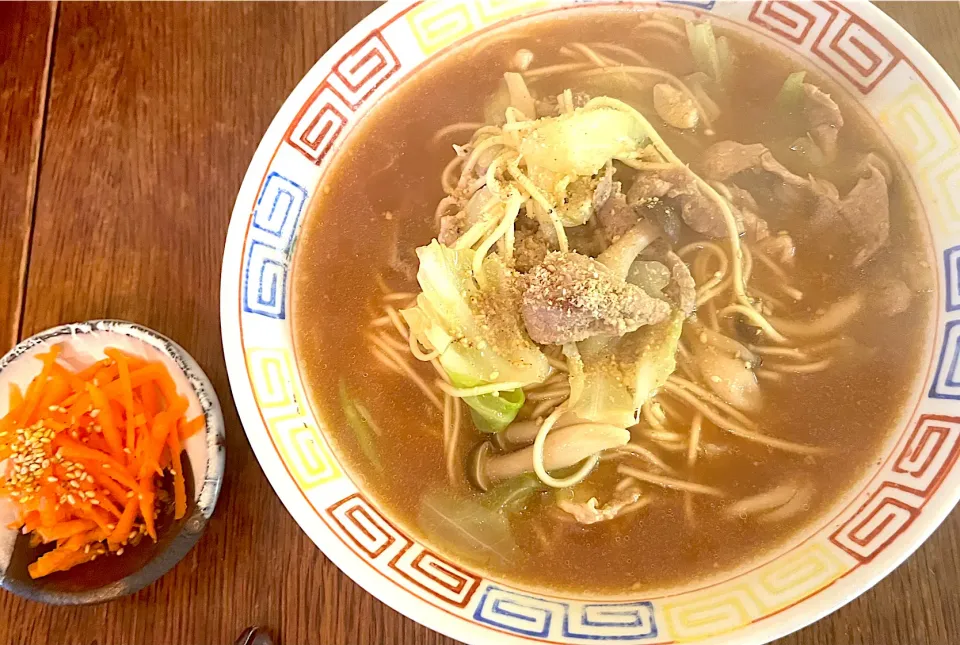 ランチ♯徳島ラーメン♯ラーメン|小松菜さん