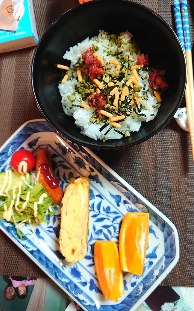 時間ない時のお茶漬け朝ご飯🌅|ポチさん