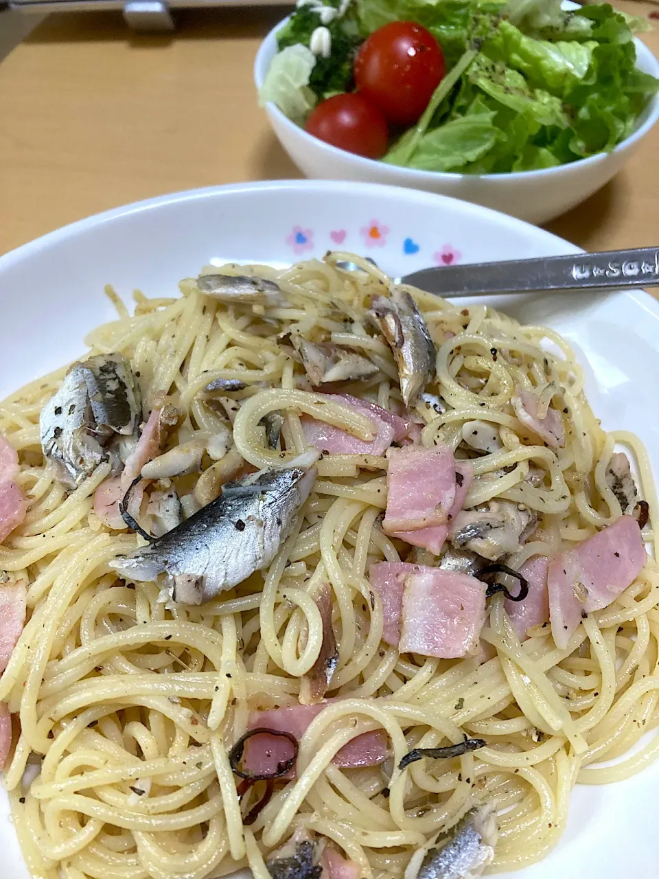 在宅勤務中の男飯(オイルサーディンのパスタ)|おおもりの星さん