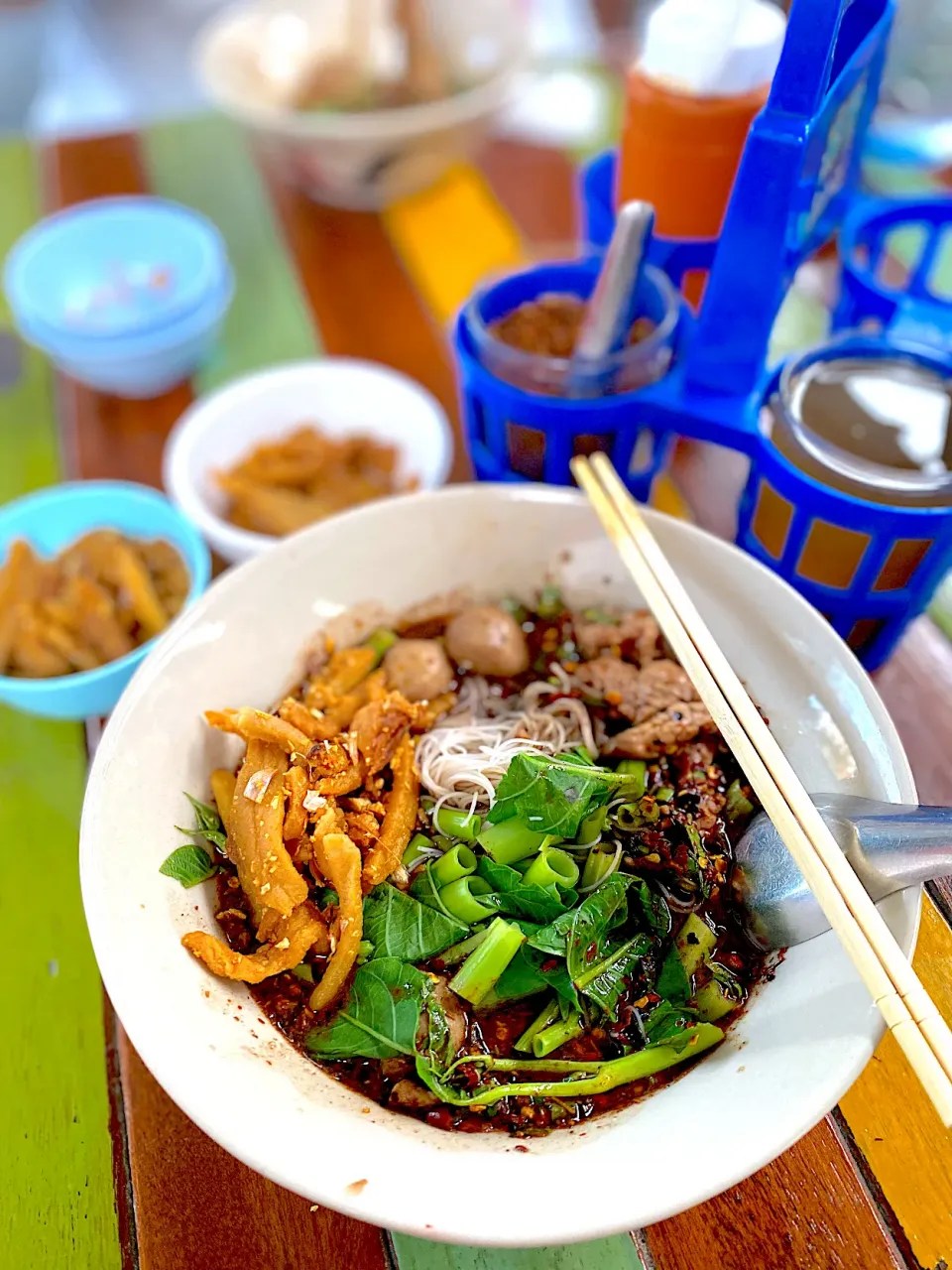 Boat noodles with pork crackling|ดลพร เขมะสมบูรณ์さん