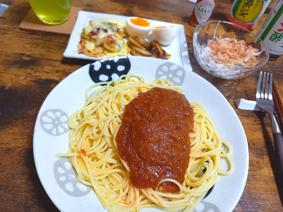 ・ミートソースパスタ
・エリンギ醤油バター
・じゃがいもチーズ焼き
・オニオンスライス
・玉ねぎスープ

旦那作|ちりさん