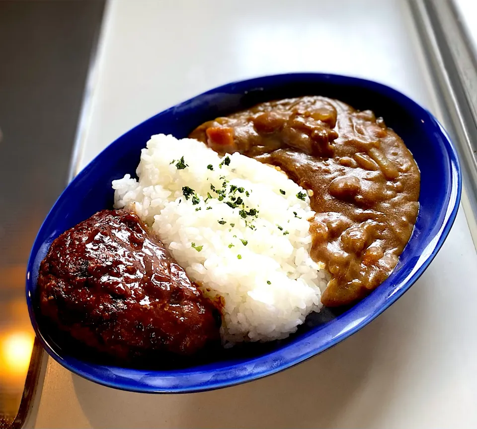 カレーとハンバーグのあい盛り|かっちゃん杉さん