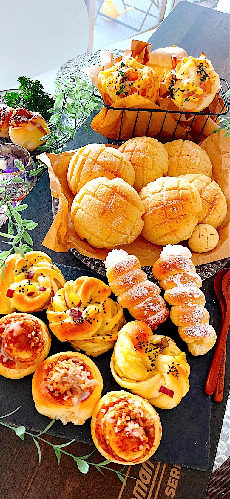 おうちパン屋さん🍞♥️本日はメロンパンがおすすめです🥰|ゆかこさん