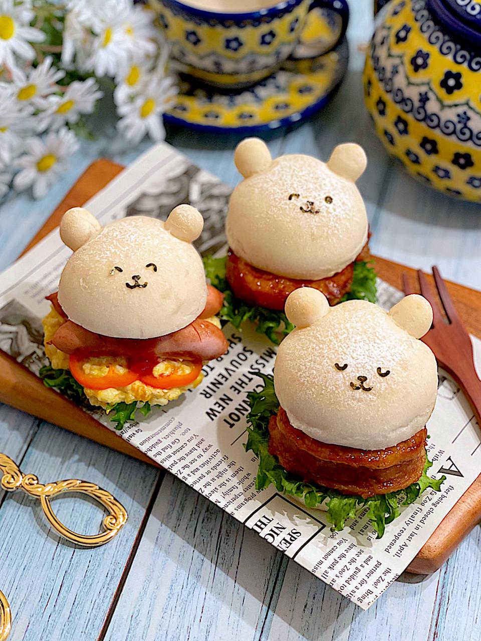 ふんわりシロクマぱんで蓮根の挟み焼きバーガー🍔とたまごサラダバーガー🍔