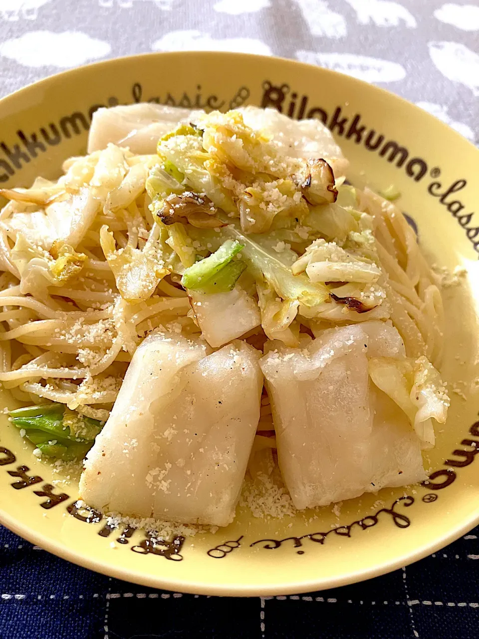 Snapdishの料理写真:野菜炒めとシーフードミックスのスパケティ～|KAORUNSHEEPさん