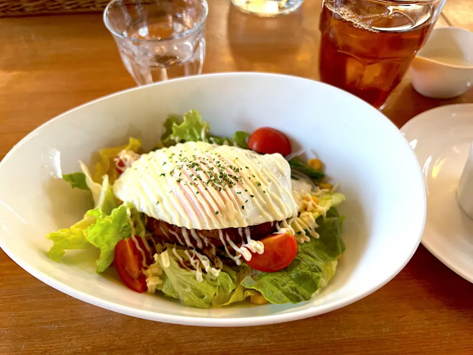 Snapdishの料理写真:今日のランチは、ロコモコ丼🥗|yokoさん