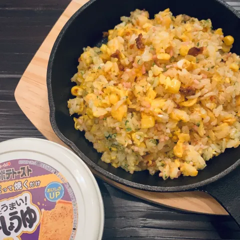 「ポテトースト バターしょうゆ味」を使ってみたSnapdishの料理・レシピ写真:ポテトースト炒飯😋