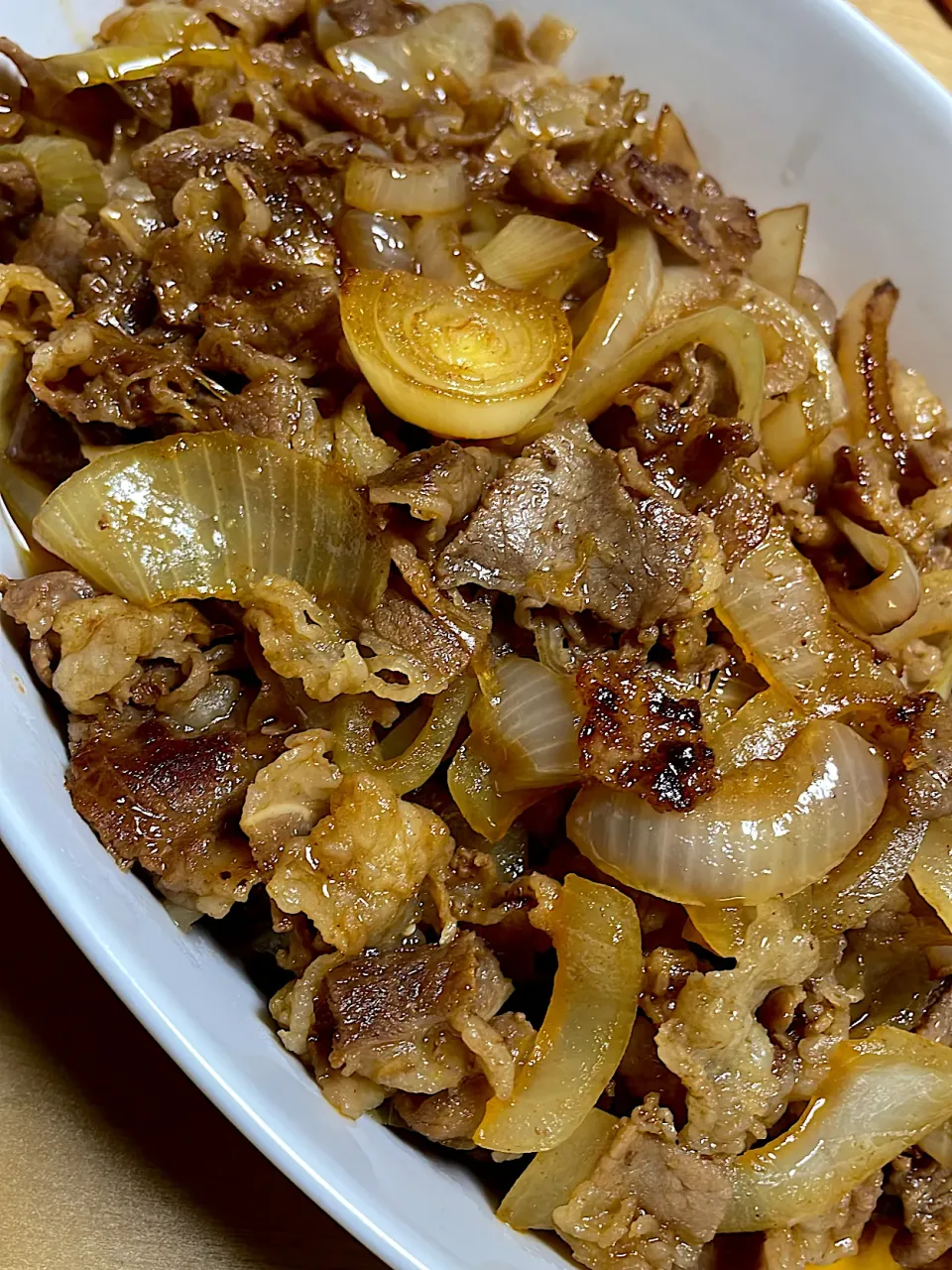 十和田バラ焼風。醤油、酒、コチュジャン、はちみつ、にんにく、しょうが、りんご🍎がないのでチャツネを入れてみた😅それなりになりました😋|abekoさん