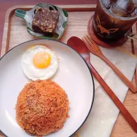 Snapdishの料理写真:Kimchi Fried Rice|Shwe Htetさん