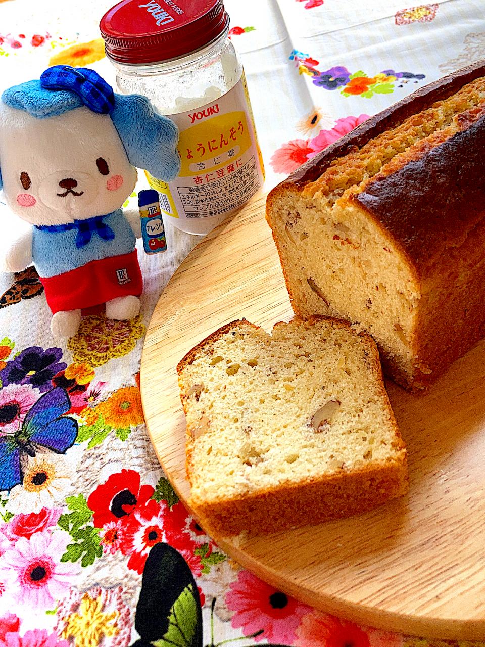 杏仁風味パウンドケーキ😉