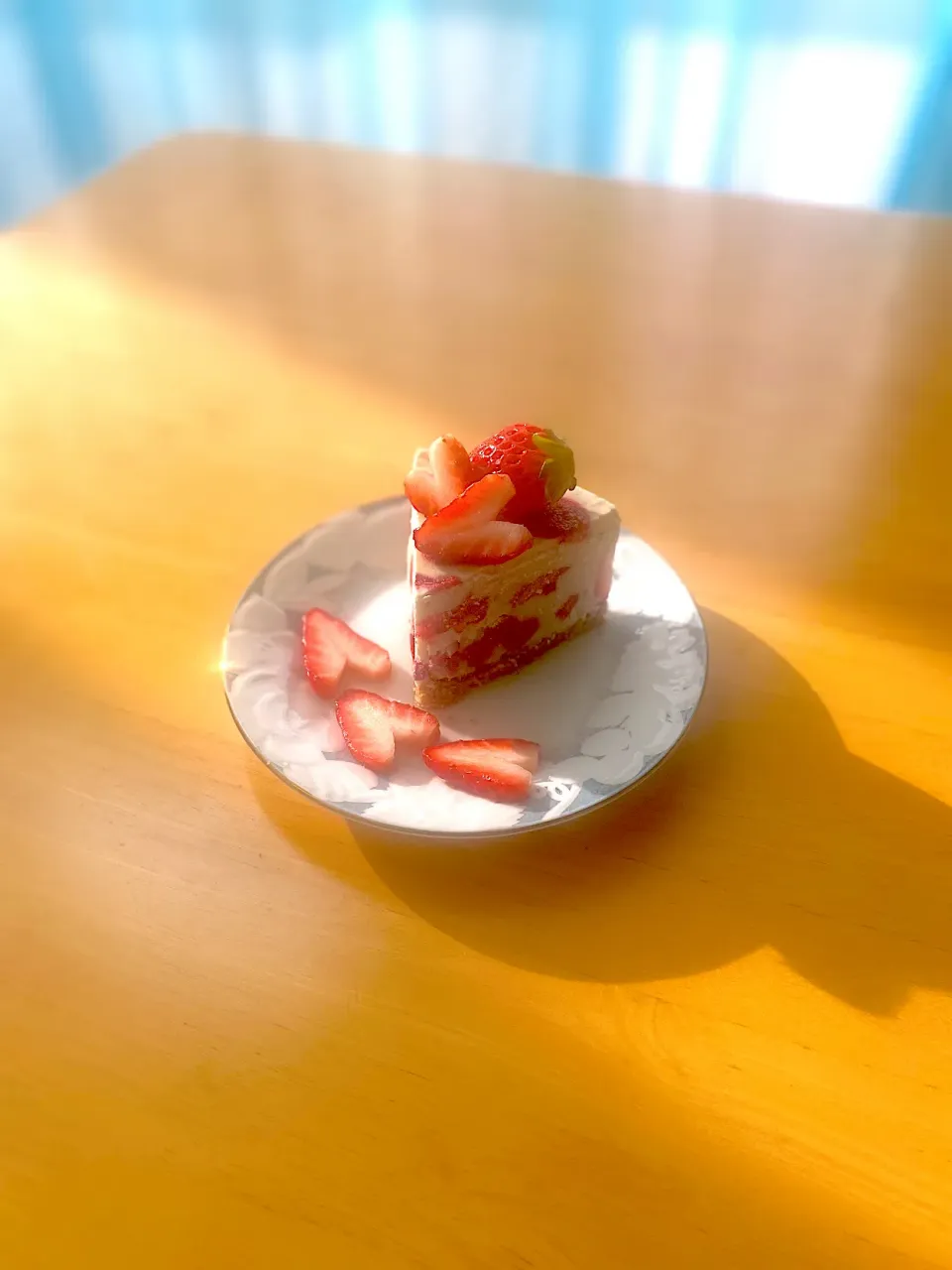 ハートの♥️いちご🍓のローケーキ|みうのすけさん