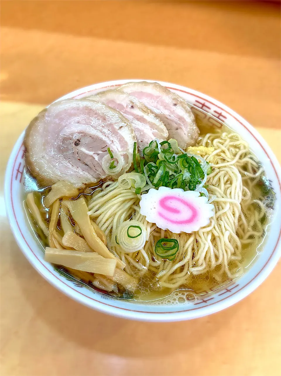 Snapdishの料理写真:塩チャーシュー麺　#老翁亭|石田尚之さん