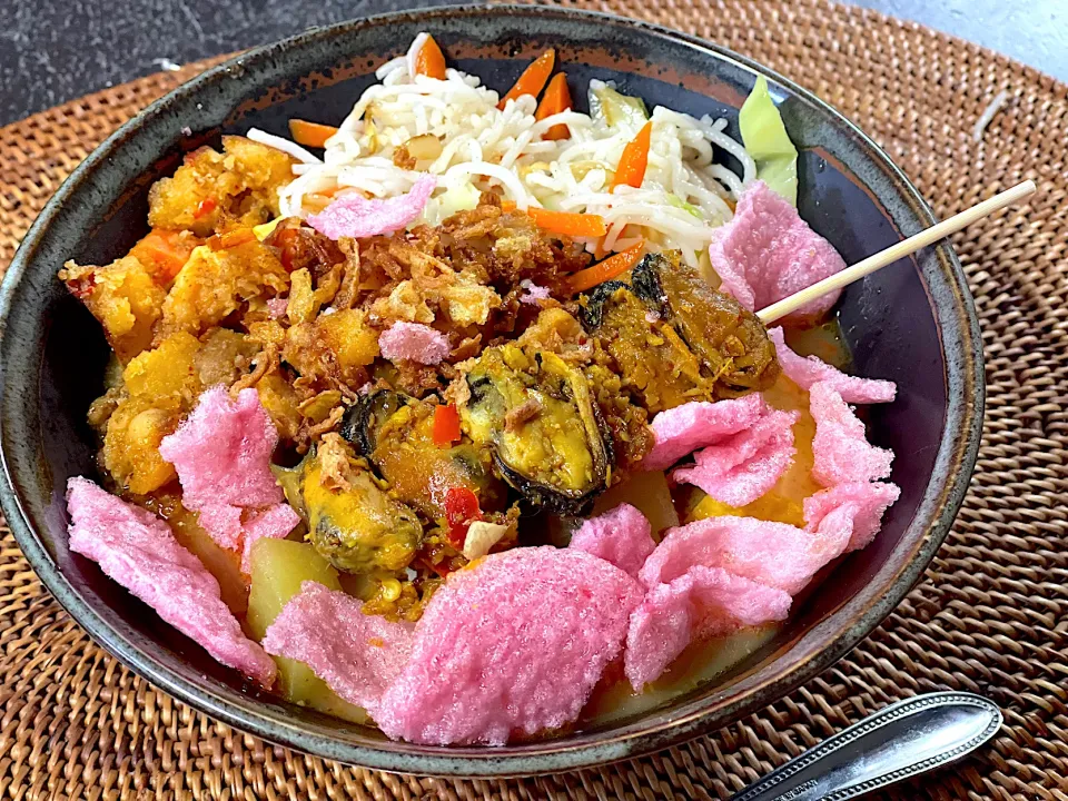 Snapdishの料理写真:Lontong sayur Medan|yeni kartikasariさん