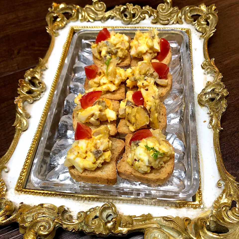 henryさんの料理 いぶりがっこブラジルナッツ🥜クリームチーズ🧀カナッペ🥪|henryさん