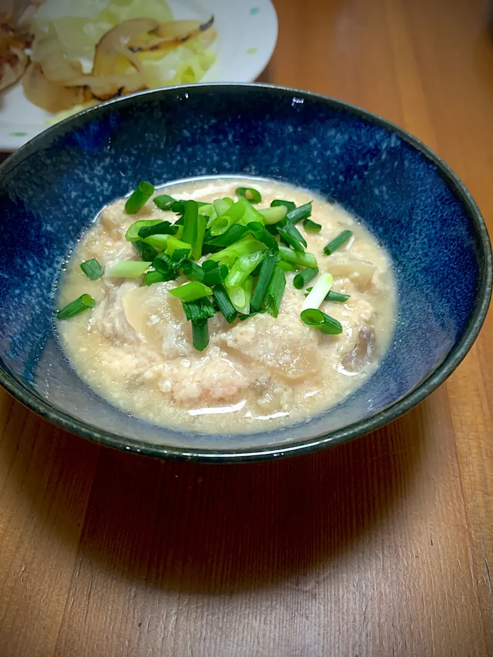 ファミリー総スカン！🥲　父ちゃんが初めて作った粕汁　　完食0人(号泣)|Mzkさん