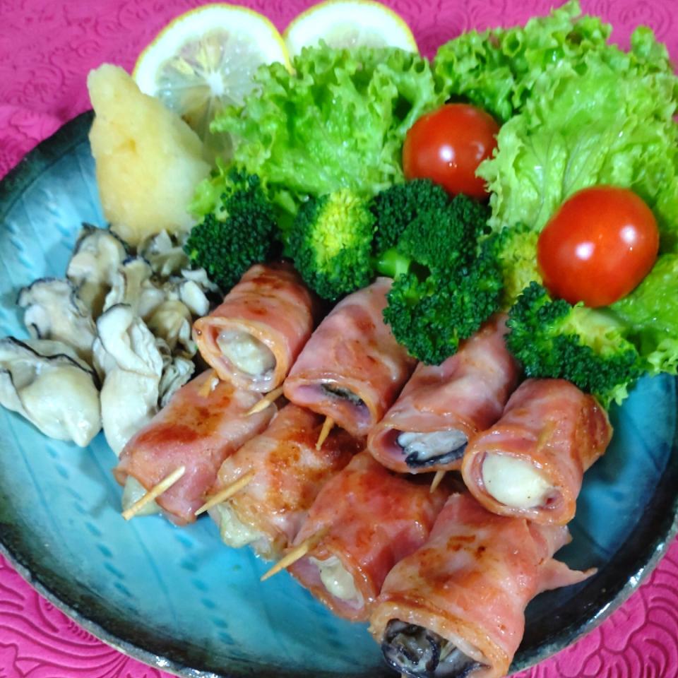 牡蠣のベーコン巻き & 茹で牡蠣 with おろしポン酢
