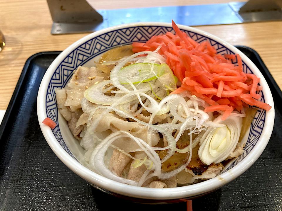 ねぎ塩豚丼