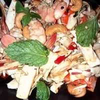 Snapdishの料理写真:Coconut spicy salad with shrimp|Thongchai Saleekaewさん