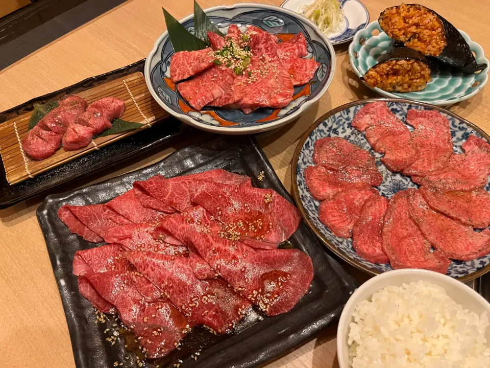 焼肉🥓|おぎしょーさん