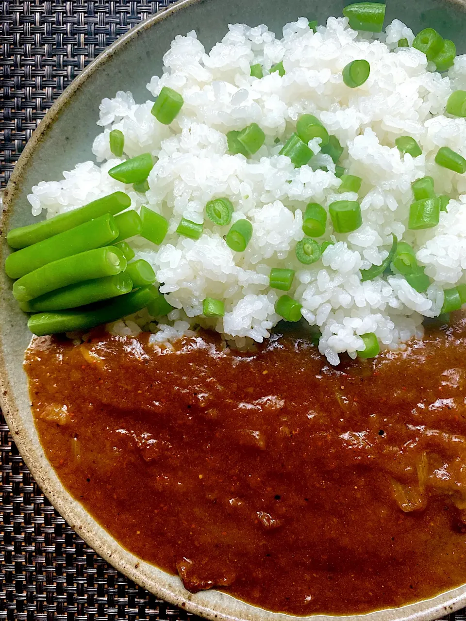 Snapdishの料理写真:牛ハラミカレー　シャキシャキインゲン|栃倉 直人さん