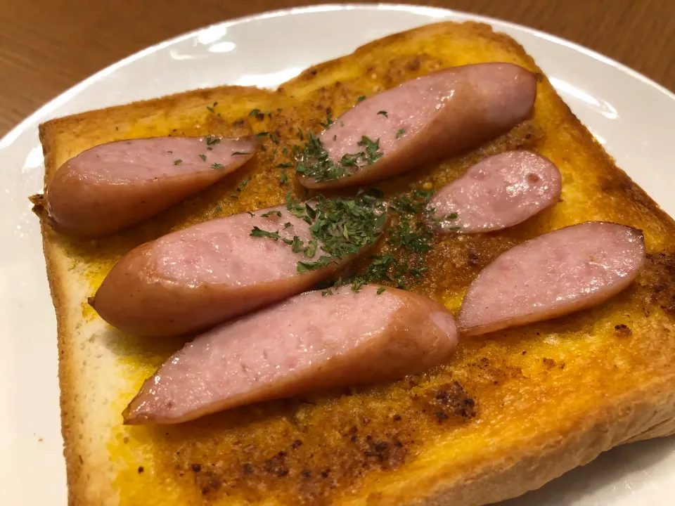 ホットドッグの味がするカレートースト|floranさん